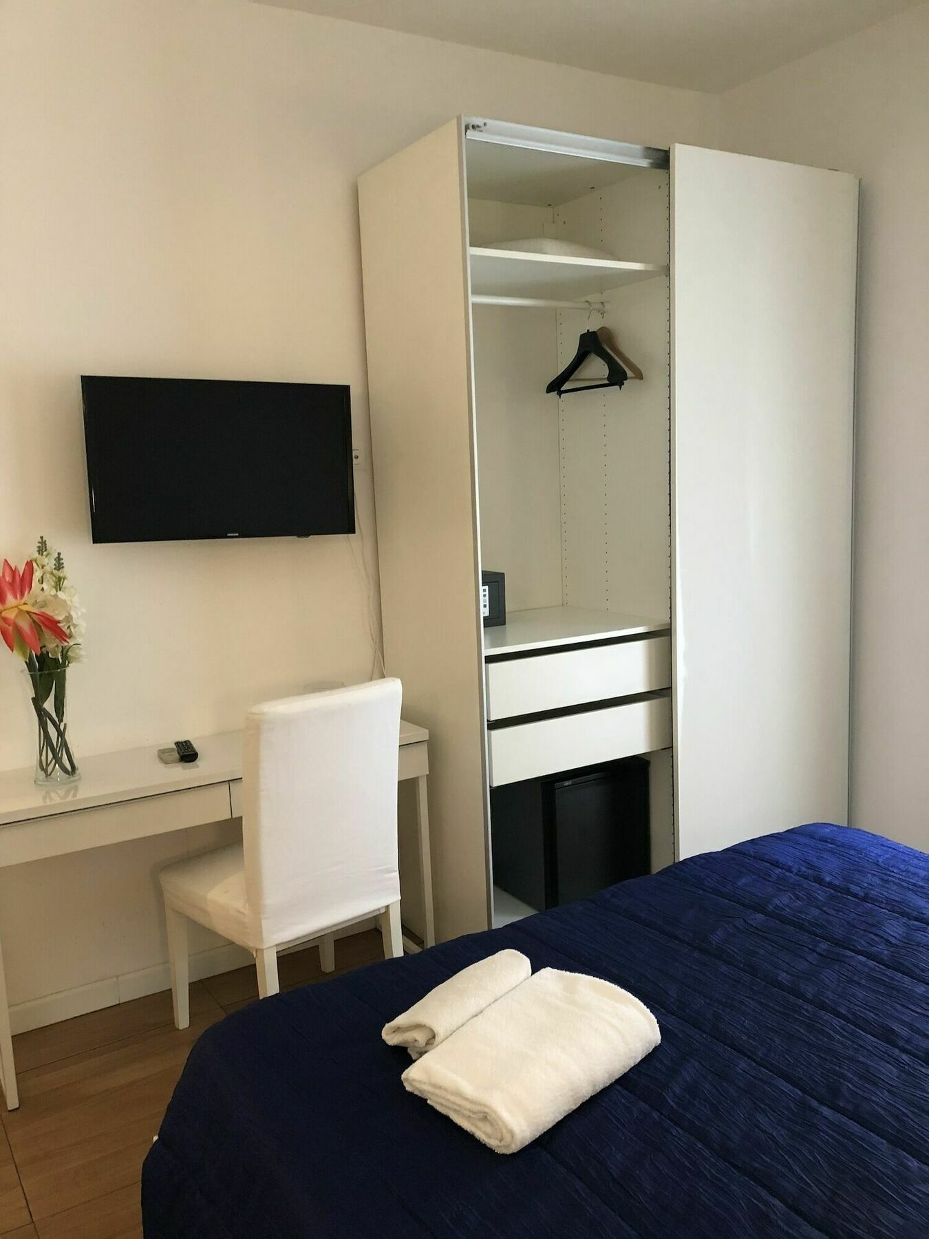 רומא Residenza Giulia Al Colosseo מראה חיצוני תמונה